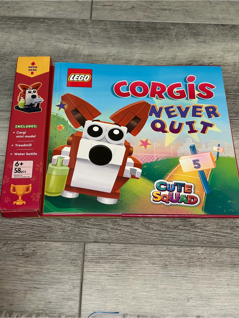 LEGO Brown White Corgi Cute Squad Building Set